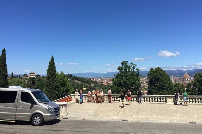 Florence, Lucca and Pisa Private Tour from Livorno - Lucca’s walls, lunch, and a welcome pause