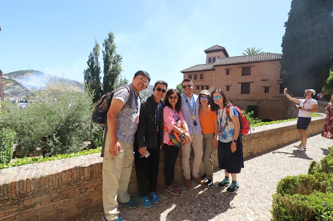 For Cruise Passengers ONLY: Granada and Alhambra from Malaga Port - Getting Back to the Ship