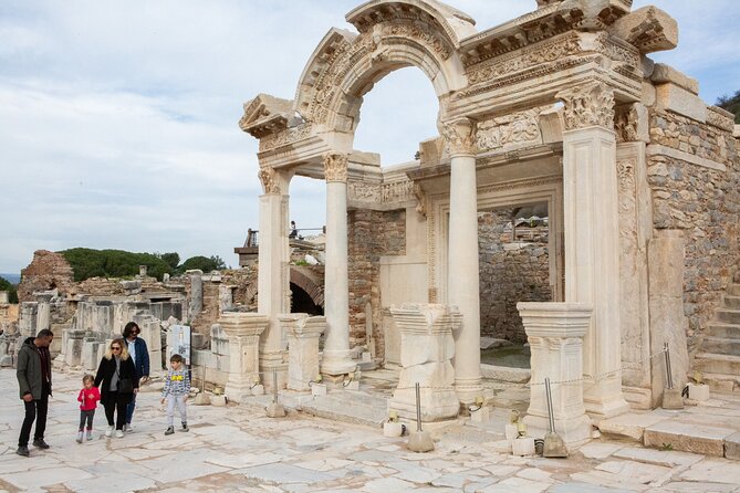 For Kids Ephesus Shore Excursion from Kusadasi Port - Ephesus: Two and a Half Hours Among Roman Ruins