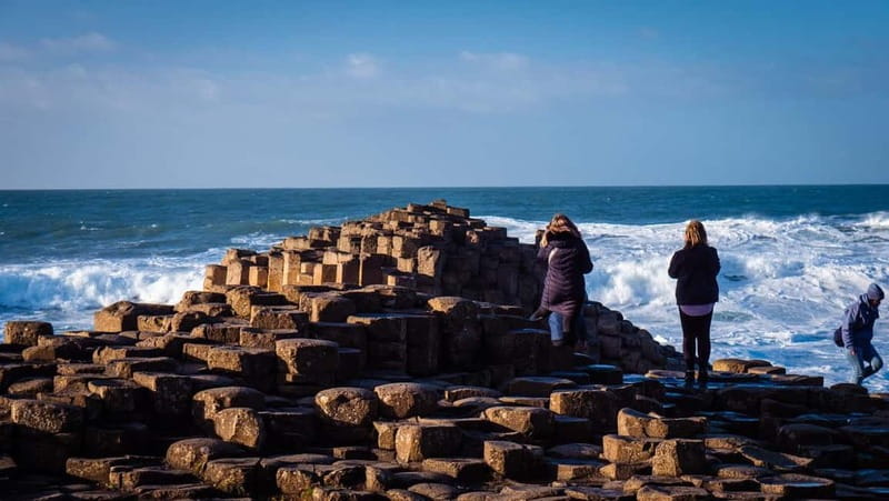 From Belfast: Full-Day Giant's Causeway Shore Excursion - Dunluce Castle in ten minutes