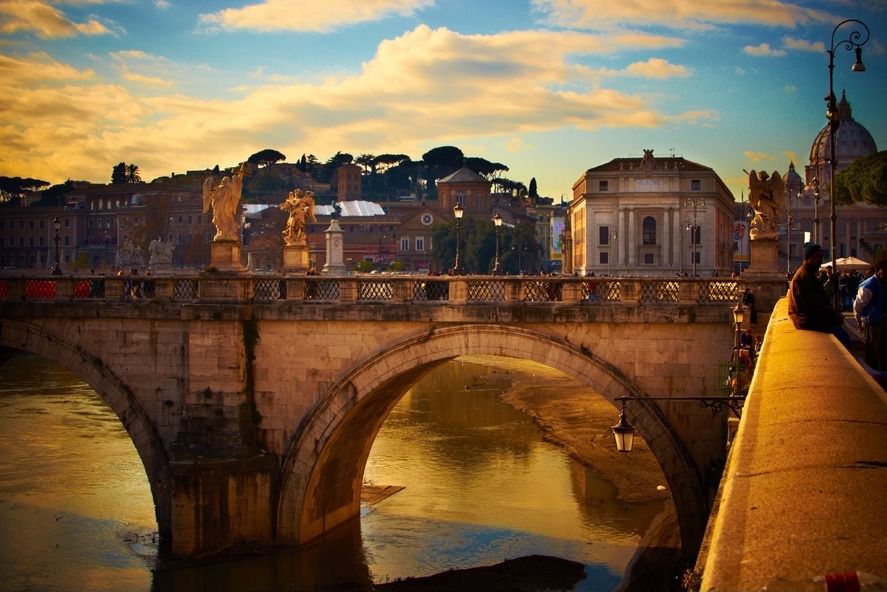 From Civitavecchia: Private Day Trip to Rome - Piazza Venezia and the Vittoriano