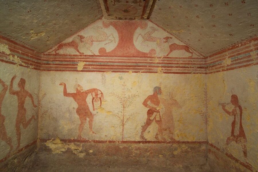 From Civitavecchia: Tarquinia & Unesco Site Visit with Lunch - A short look at Tarquinia’s old town