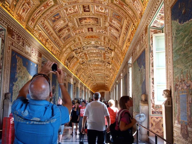From Civitavecchia: Vatican Museums and Sistine Chapel Tour - Ancient sculpture in the Pio Clementine Museum