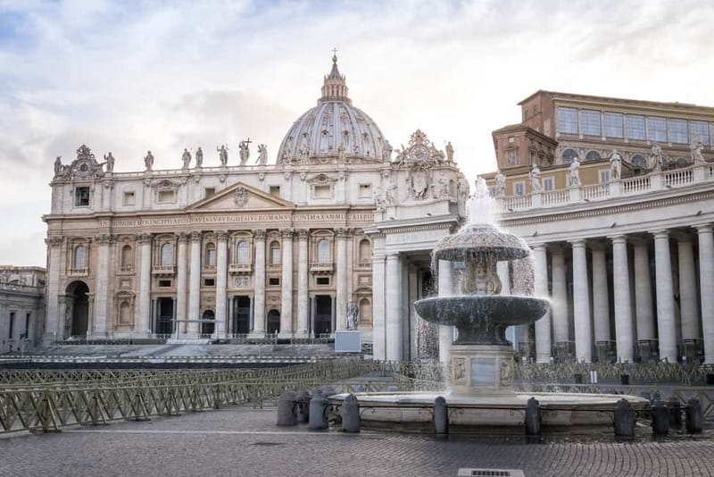 From Civitavecchia: Vatican Museums and Sistine Chapel Tour - From long textile halls to painted maps