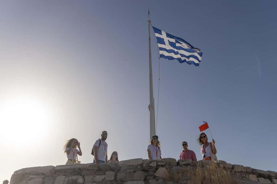 From Cruise Port: The Acropolis & Athens Highlights Tour - Syntagma Metro Museum: an unusual first stop