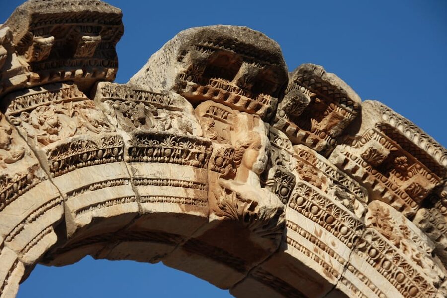 From Kusadasi: Private Ephesus Tour for Cruise Passengers - Selcuk lunch and the optional shopping stops