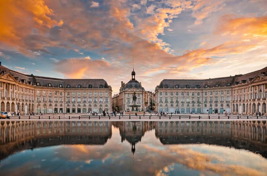 From Le Verdon Cruise Port: Bordeaux Guided Shore Excursion - Saint-André Cathedral and the story of Bordeaux