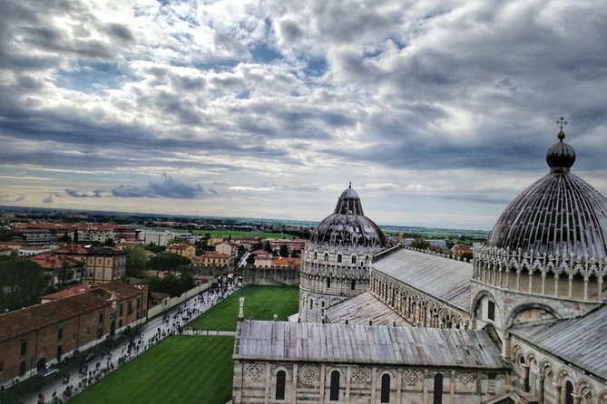 From Livorno to Pisa on your own with optional Leaning Tower Ticket - Climbing the Leaning Tower with the optional ticket