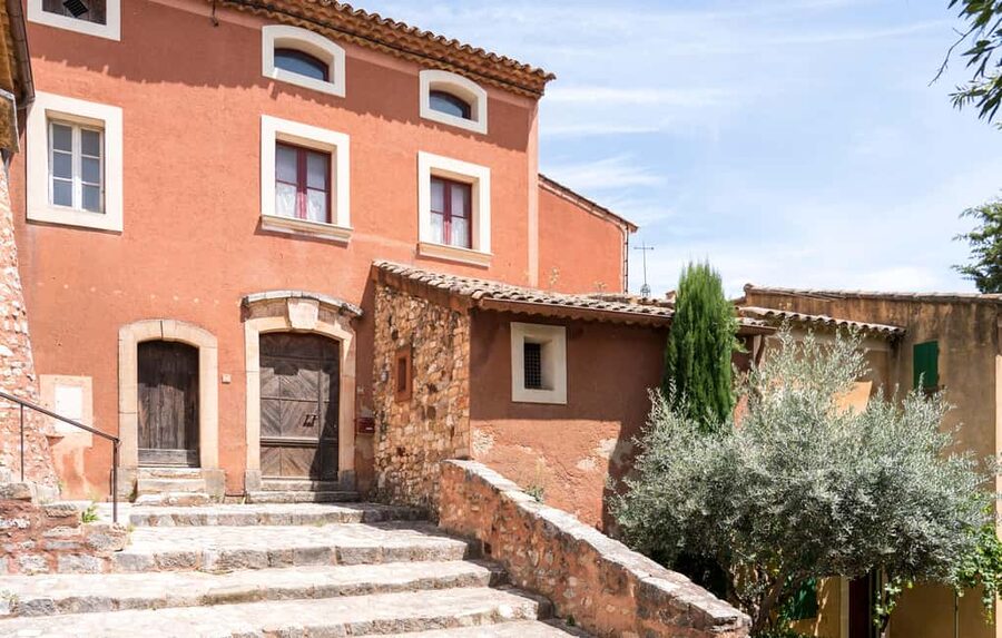 From Marseille Cruise Port: Luberon Villages - Bonnieux, the church above the rooftops