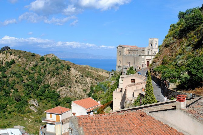 From Messina Cruise Terminal: Private Godfather tour + Lunch - Price, timing, and who gets the best value