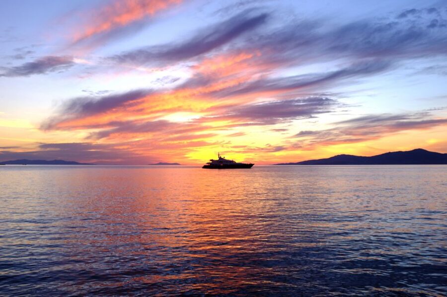 From Mykonos Cruise Port: Afternoon Delos Guided Tour - The 30-minute boat ride to Delos