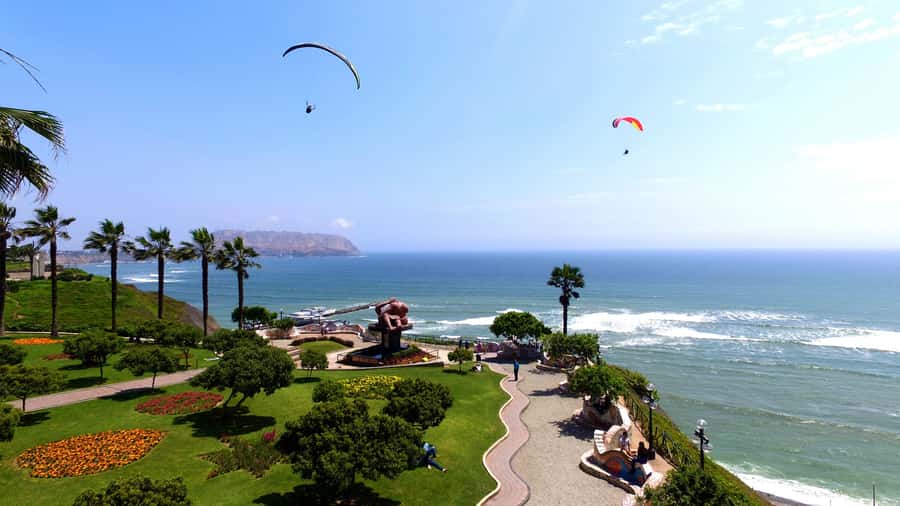 From Port of Callao: Lima Sightseeing Tour - Miraflores, the Park of Love, and sea views