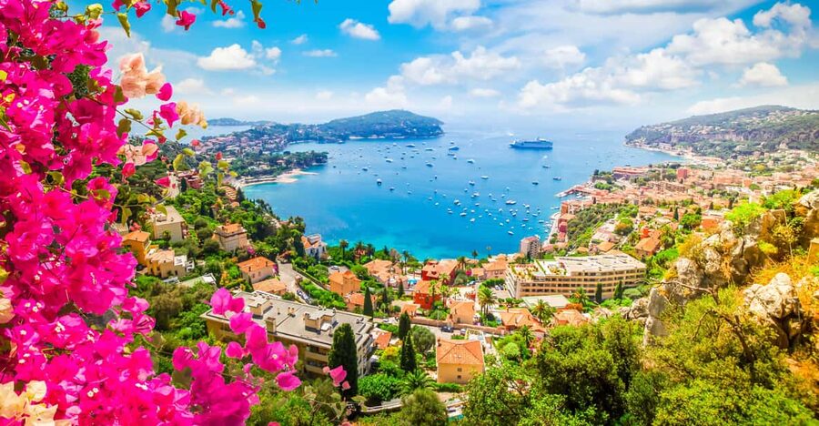 From Villefranche: Shore excursion Eze, Monaco, Monte Carlo - Eze, the medieval village above the sea