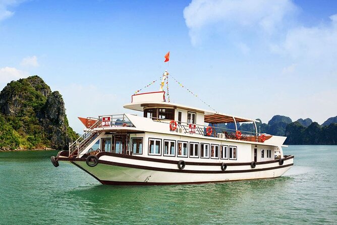 From your cruise port to Hanoi 1 day with our driver - Four hours on the road for six hours in Hanoi