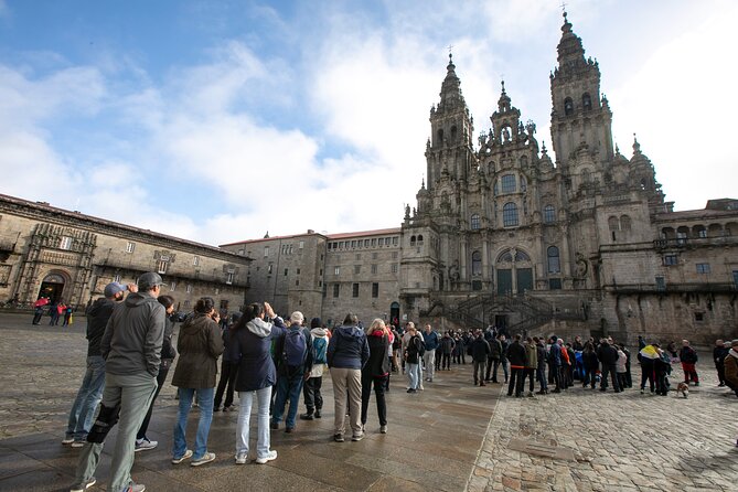 Full-Day Excursion to Santiago from Vigo for Cruisers Only - Key Points at a Glance