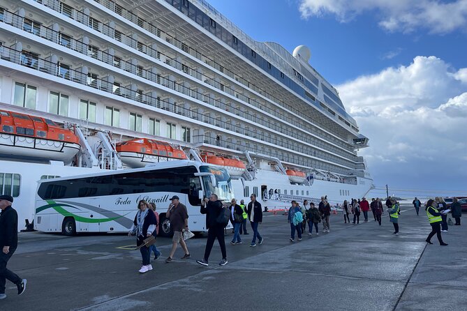 Full-Day Shore Excursion for cruise ships to Killybegs, Donegal - Fifty minutes in Donegal Town