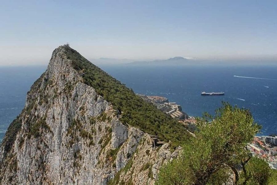 Gibraltar Shore Excursion: The Original Rock & Caves Tour - Meeting the Barbary Macaques on the Upper Rock