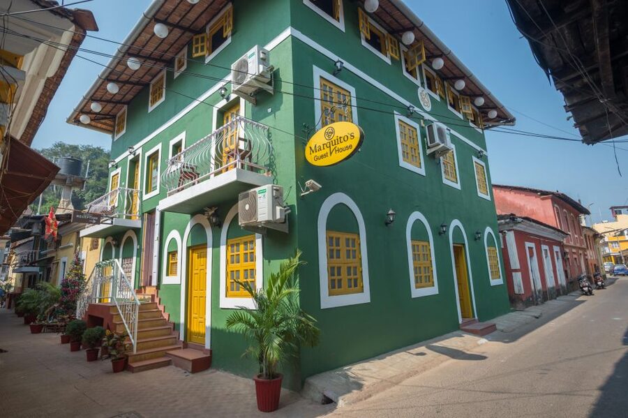 Goa Shore excursions : All inclusive Small Group tour - St. Cajetan Church and the Portuguese imprint