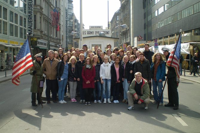 Group Driving Tour 1 to 6 people. Berlin Shore Excursion incl pick-up at Port - Checkpoint Charlie and the former border