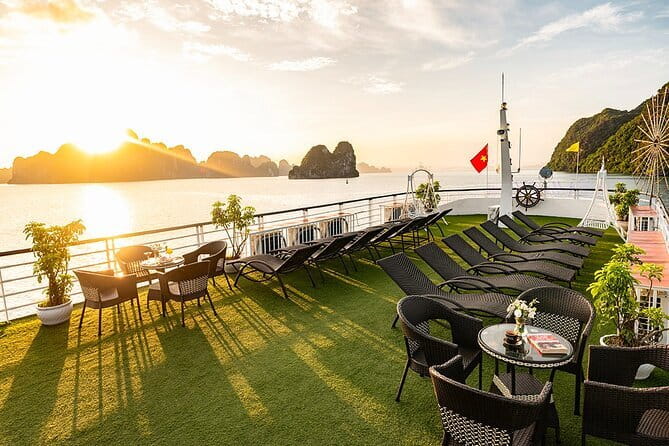 Halong Bay Shore Excursion 6 Hour Private Cruise from Cruise Port - Sung Sot Cave: the grand indoor spectacle