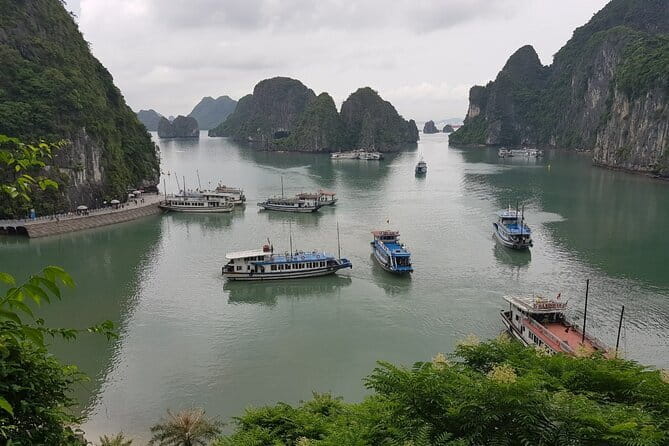 Halong Bay Shore Excursion: Full Day Cruise Tour from Cruise Port - Why Ha Long Bay deserves a full day