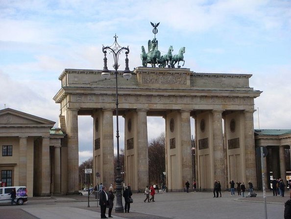Hamburg Shore Excursion: Private Berlin Day Trip - What makes this Berlin day trip worth considering