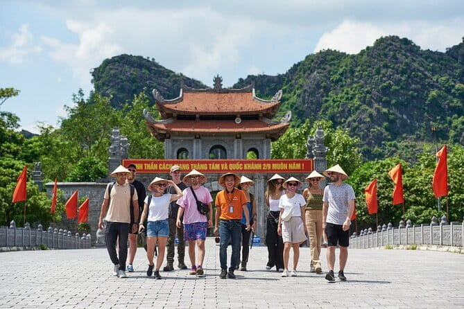 Hanoi City Private Excursion from Halong Cruise Port - The long road back to your ship