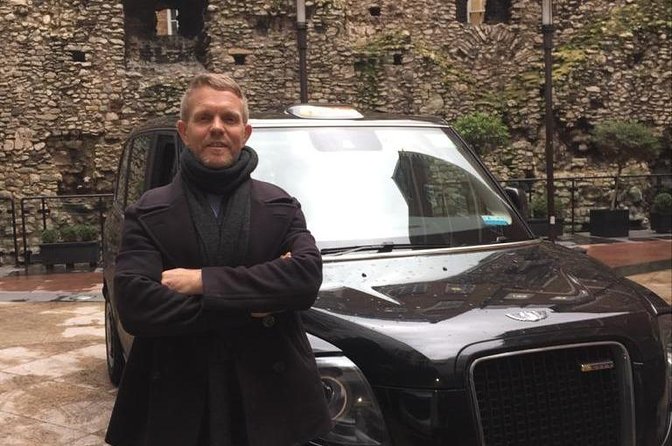 Heathrow Airport Pickup & Tour - Key points at a glance