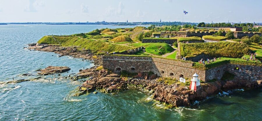 Helsinki Shore Excursion: City Sightseeing and Suomenlinna - Starting from Helsinki harbor