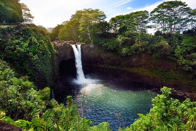 Hilo Shore Excursion: Visit Volcano, Waterfall, Beach with Lunch - Key points to know before booking