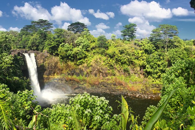 Hilo Shore Excursion: Volcano Safari Lava Caves & Black Sand - Kaumana Caves: the most adventurous 20 minutes