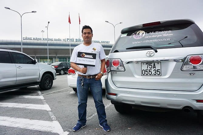 Hue (Phu Bai) Airport Pickup to Hue City Center by Private car - How the service handles late and last-minute plans