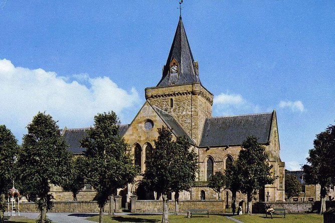 INVERGORDON PORT Tour Dunrobin, Dornoch & Distillery - Dornoch, cathedral, shops, and lunch time