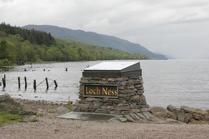 INVERGORDON PORT Tour of Culloden, Cairns & Cawdor Castle - What the minibus experience is really like
