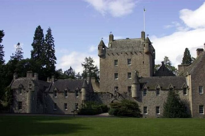 Invergordon Shore Excursions: Loch Ness, Culloden, Cawdor & More - Guides, vehicles, and the value of flexibility