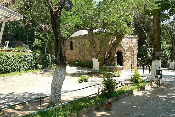 Izmir Shore Excursion: Private Tour to Ephesus, House of Virgin Mary and Temple of Artemis - The House of Virgin Mary and its quiet setting
