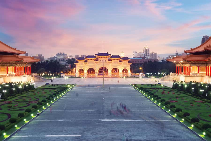 ️ ️ Keelung Shore Excursion 6-Hour Taipei City Tour - Who should book this Taipei shore excursion?