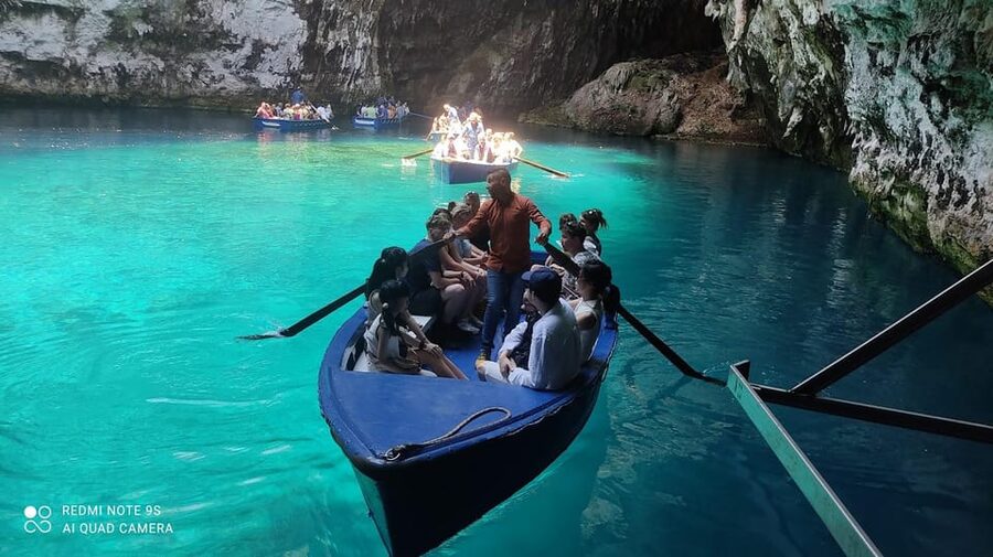 Kefalonia:Private Half-Day Sightseeing Tour& Shore Excursion - Myrtos Beach from the famous viewpoint