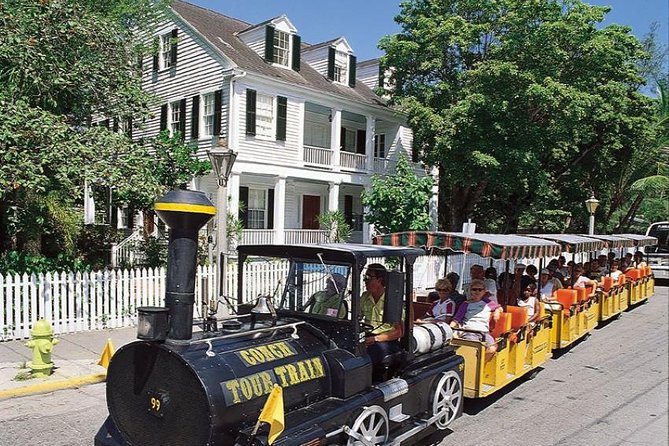 Key West Shore Excursion: Conch Tour Train - The Aquarium and Southernmost Point