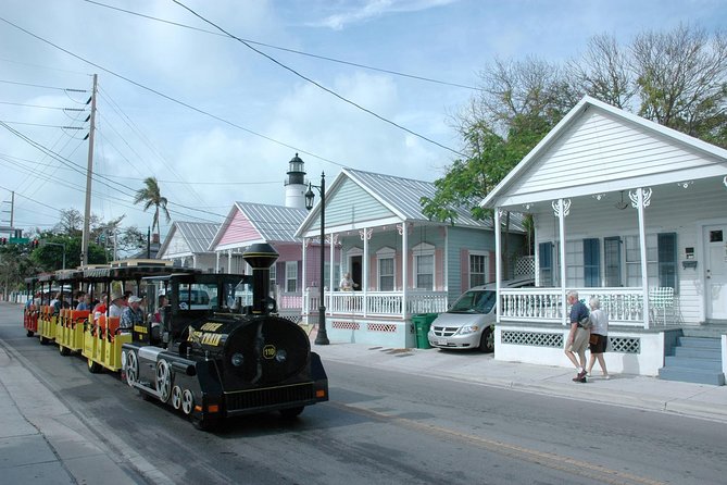 Key West Shore Excursion: Conch Tour Train - Mallory Square and the End of the Ride