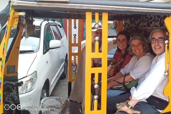 Kochi PARADISE Tuk-tuk tour with Pickup from the Cruise Ships - Meeting your driver at Cochin Port