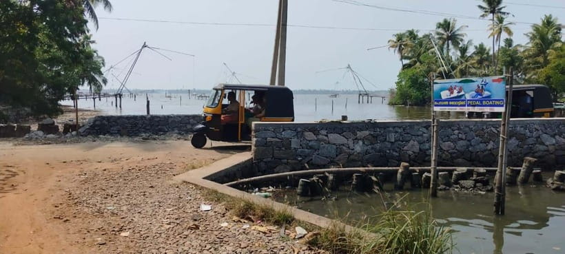 Kochi: Private Tuk-Tuk Tour With Pickup From Cruise Ships - Chinese Fishing Nets and Fort Kochi Beach
