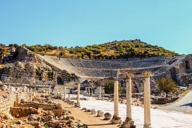 Kusadasi Shore Excursion: Ephesus Sightseeing Tour with Lunch - Lunch and the Turkish food stop