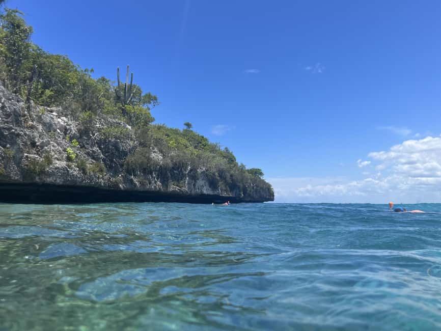 La Romana: Catalina Island for Mein Schiff Cruise Passengers - Catalina beach time and lunch on the sand