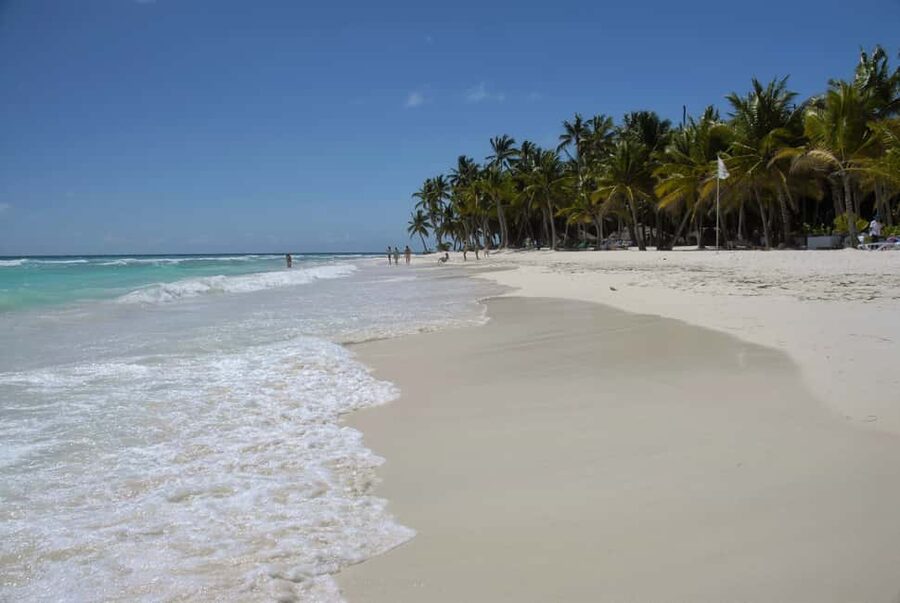 La Romana: Saona Island for Norwegian Sky Cruise Passengers - What you get for $128, and what costs extra