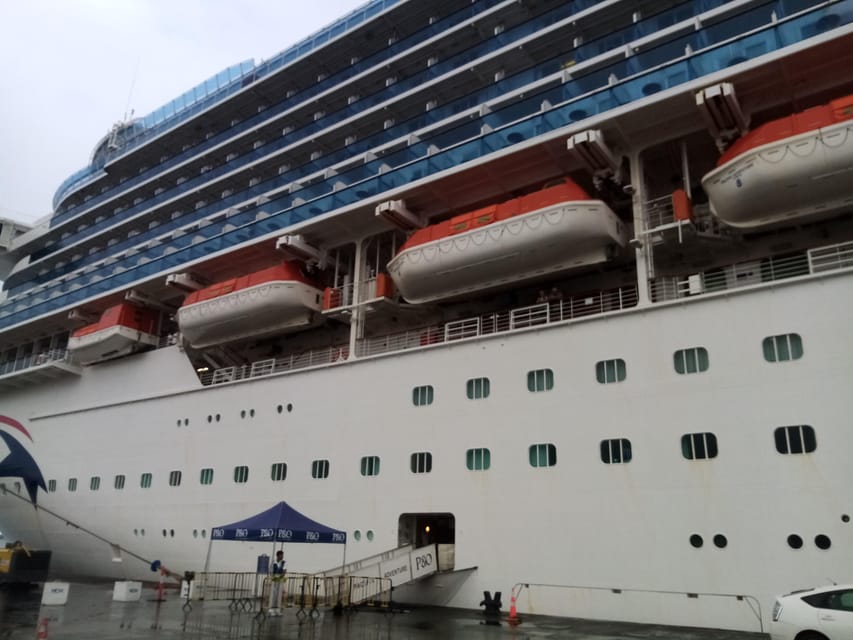 Lautoka Cruise Ship Tour - Meeting your driver at Queens Wharf