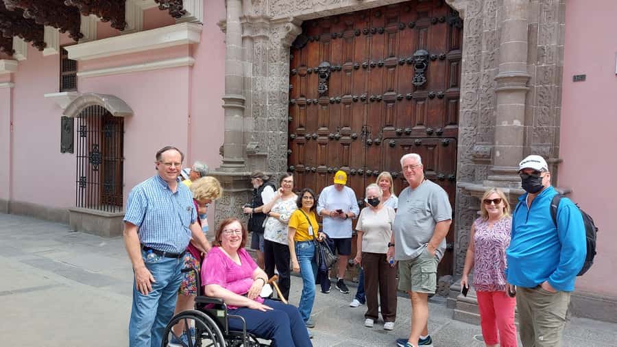 Lima: Shore excursion from the Port of Callao for Cruises - The San Francisco Church and its catacombs