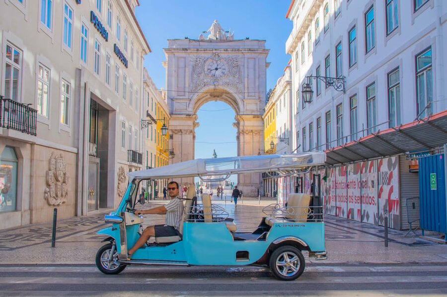 Lisbon: Early Morning TukTuk Tour - hotel/cruise ship pickup - From Rossio to Baixa: Lisbon’s Rebuilt Center