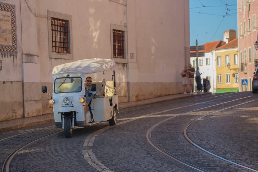 Lisbon: Early Morning TukTuk Tour - hotel/cruise ship pickup - What the Private Tuk-Tuk Format Really Gives You