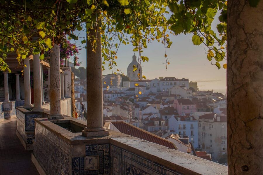 Lisbon: Early Morning TukTuk Tour - hotel/cruise ship pickup - Alfama, the Cathedral, and the First Viewpoints